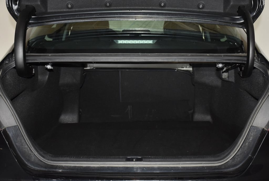 Used 2023 Toyota Camry SE FWD image 28