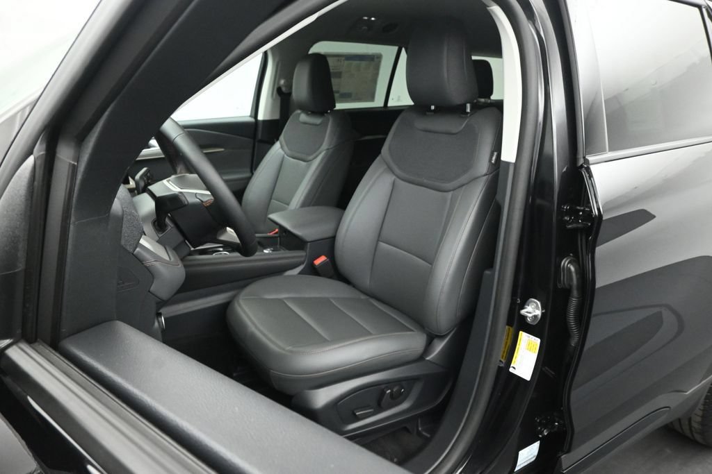 New 2026 Ford Explorer Active w/ Active Comfort Package RWD image 8