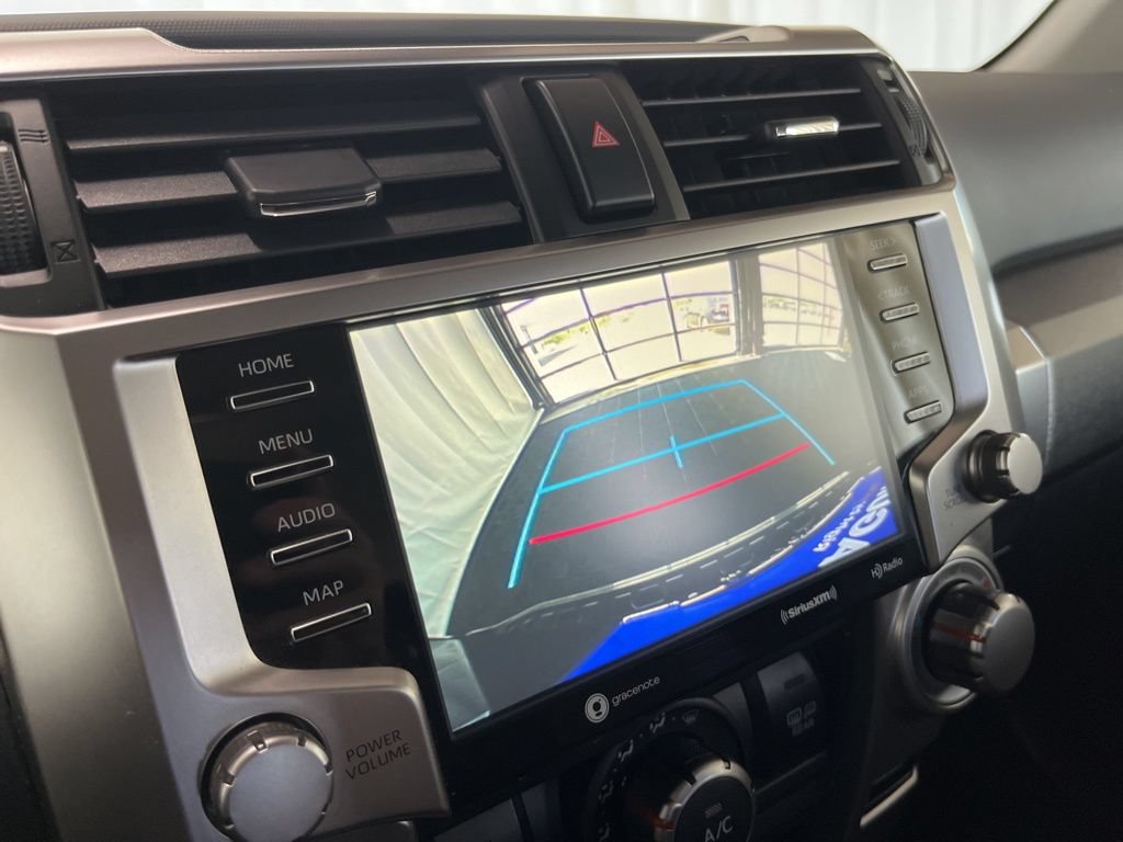 Used 2020 Toyota 4Runner SR5 AWD/4WD image 12