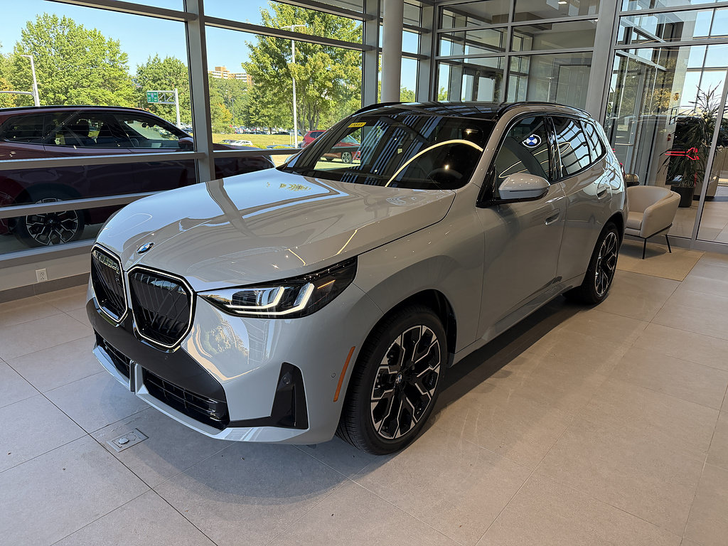 New 2026 BMW X3 xDrive30i w/ Premium Package AWD/4WD image 3