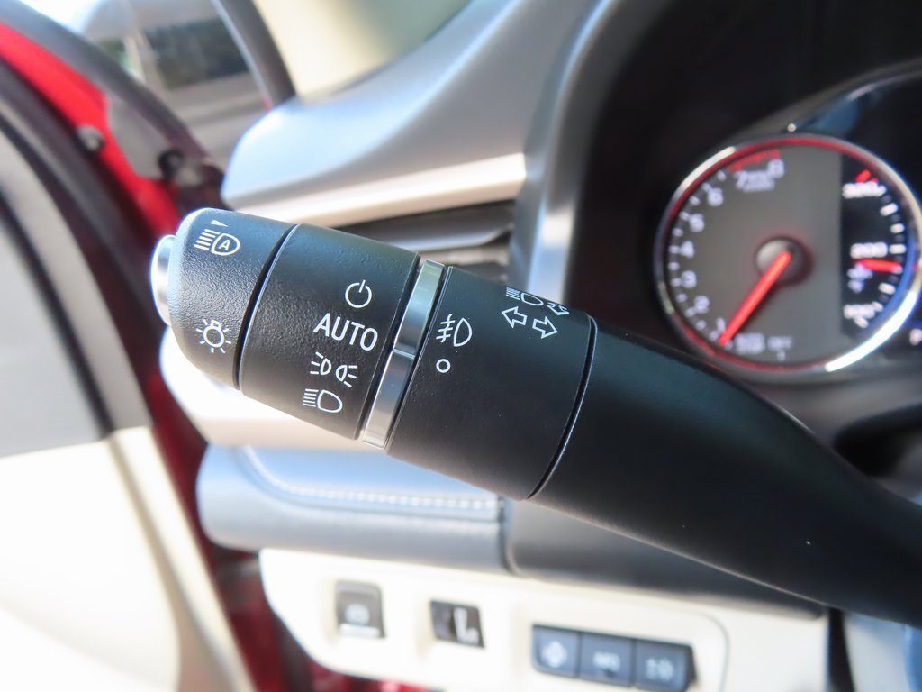 Certified 2023 GMC Acadia Denali w/ Denali Ultimate Package image 25