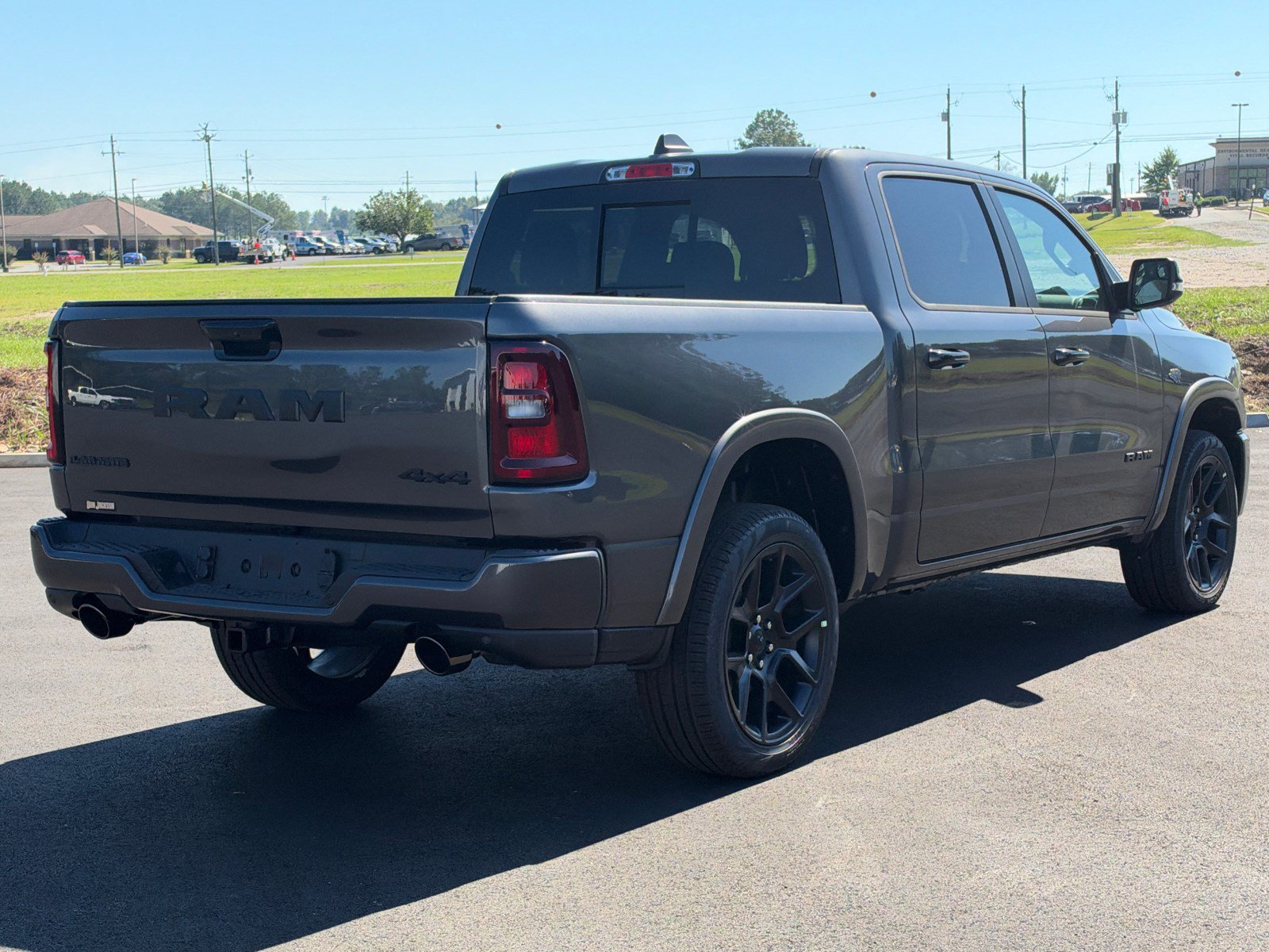New 2027 RAM 1500 Laramie AWD/4WD image 5