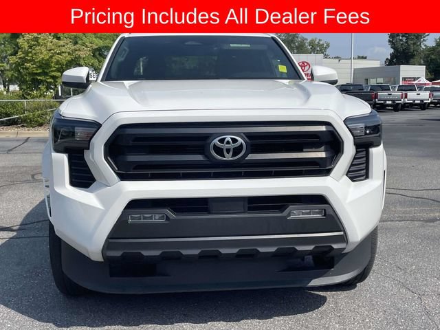 Used 2024 Toyota Tacoma SR5 AWD/4WD image 8