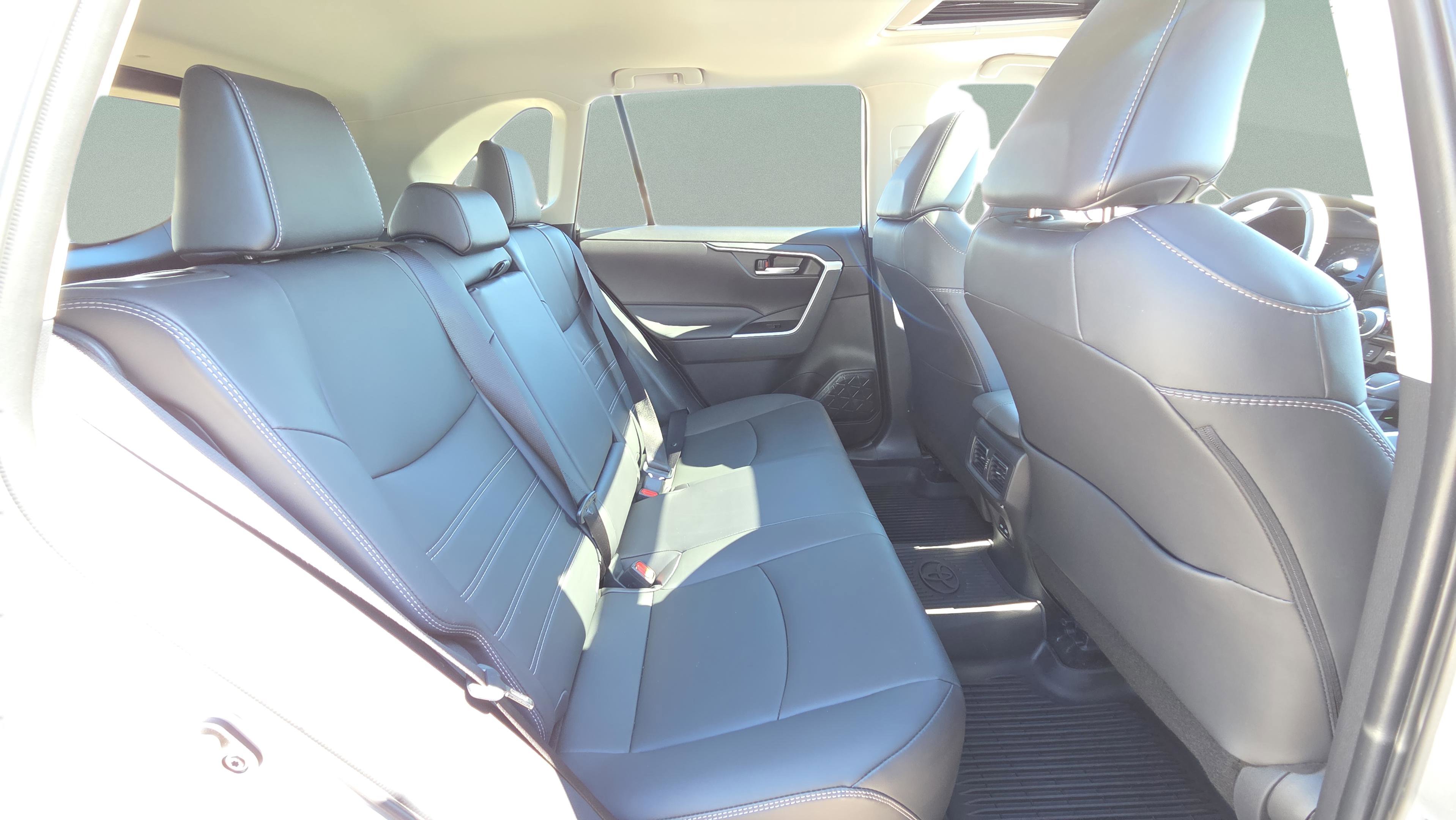 Certified 2025 Toyota RAV4 XLE Premium image 18