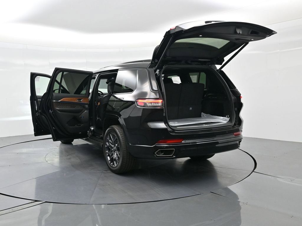 New 2025 Jeep Grand Cherokee L Summit image 36