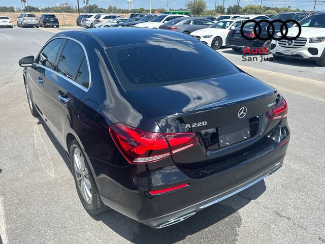 Used 2020 Mercedes-Benz A 220 4MATIC w/ Premium Package image 39