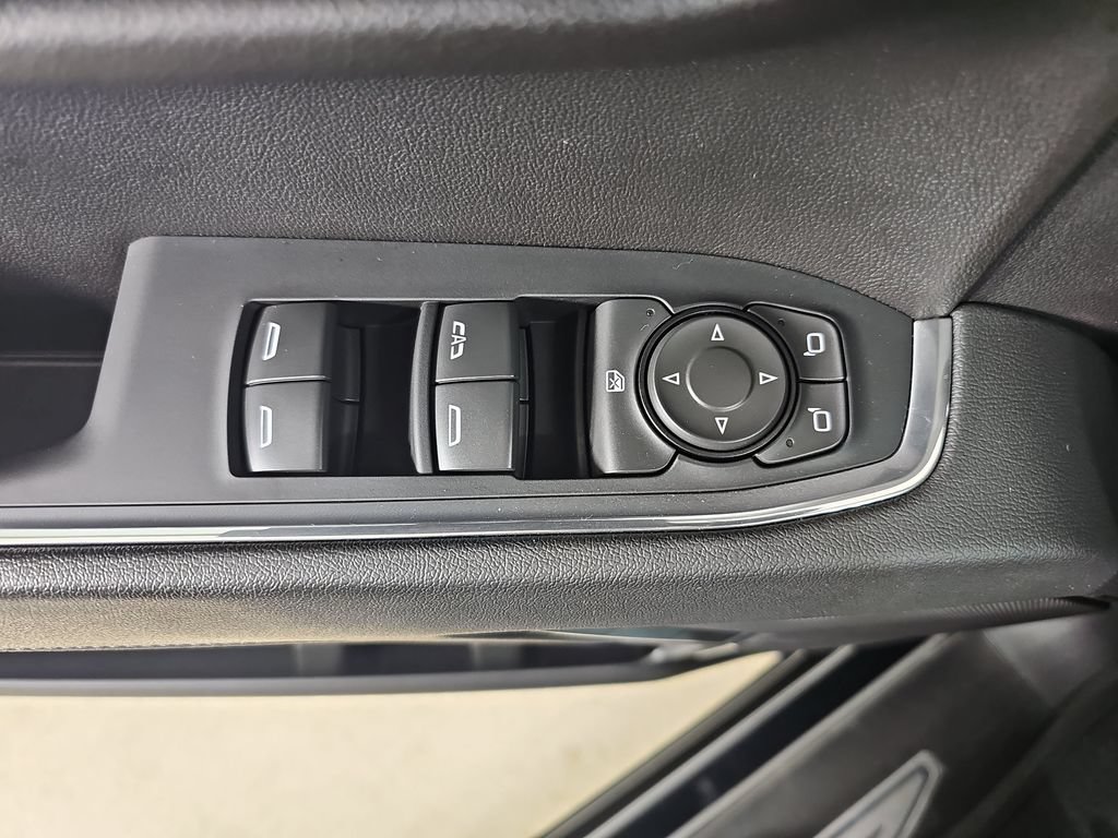Certified 2024 Chevrolet Silverado 1500 LT AWD/4WD image 33