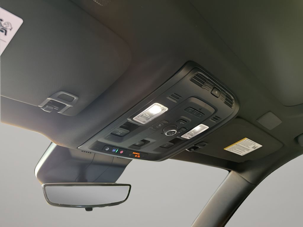 Used 2023 Cadillac Escalade Sport w/ LPO, ONYX Package image 38