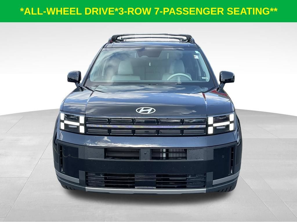 Used 2024 Hyundai Santa Fe Limited AWD/4WD image 2