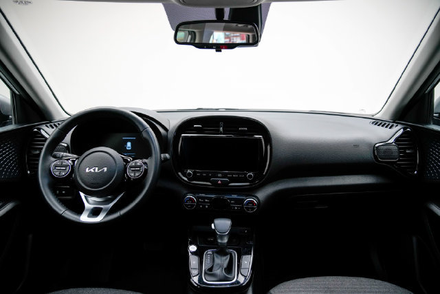 Used 2024 Kia Soul EX FWD image 26