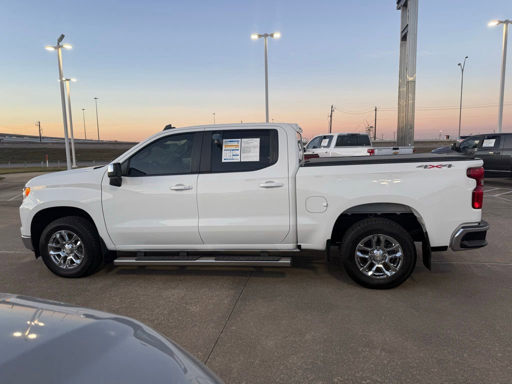 Used 2023 Chevrolet Silverado 1500 LT image 16