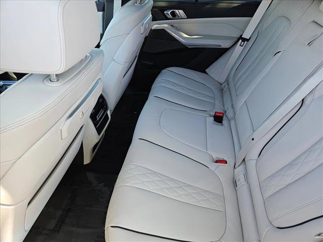 New 2026 BMW X5 xDrive50e image 16