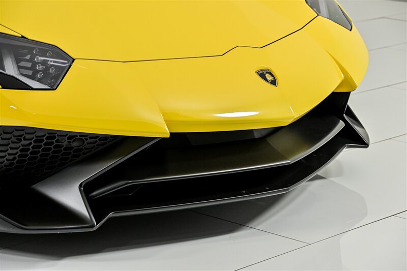 Used 2017 Lamborghini Aventador LP 750-4 Superveloce AWD/4WD image 39