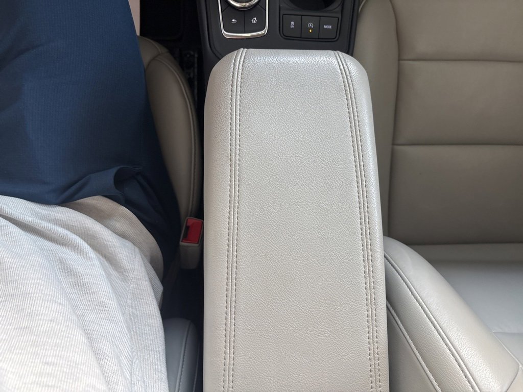 Used 2022 Cadillac XT4 Luxury image 18