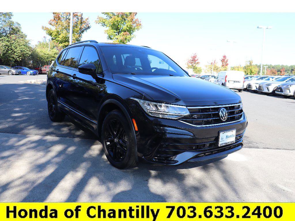 Used 2022 Volkswagen Tiguan SE R-Line
