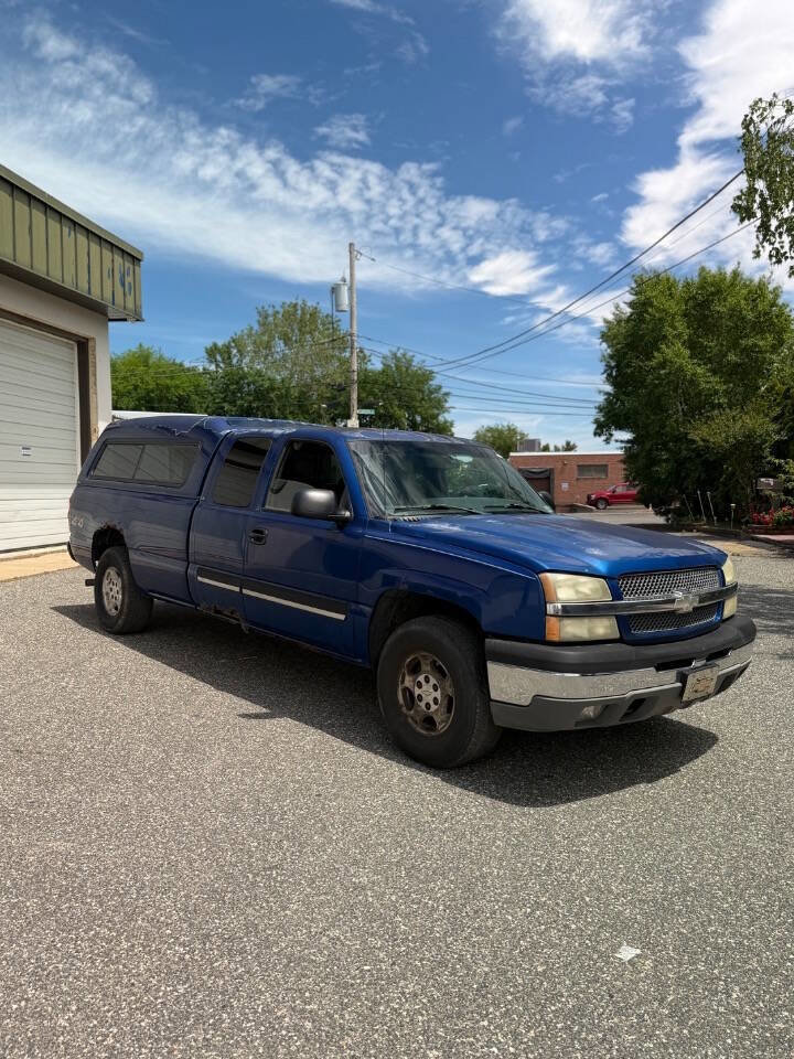 Used 2004 Chevrolet Silverado 1500 LS w/ Light Duty Power Package AWD/4WD image 8