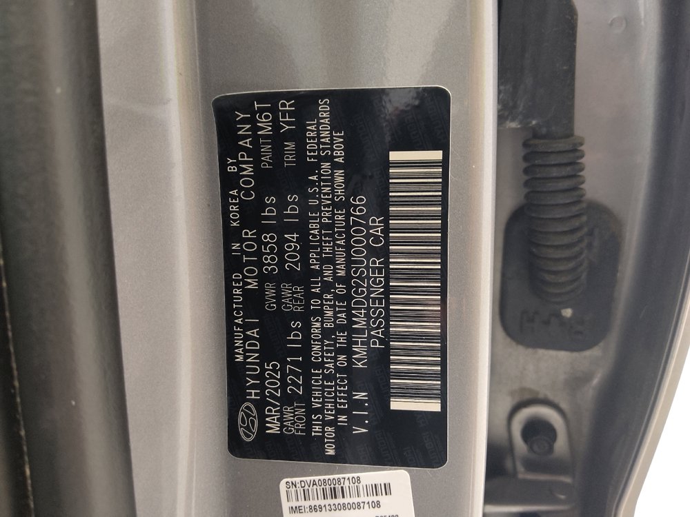 Used 2025 Hyundai Elantra Sport FWD image 33