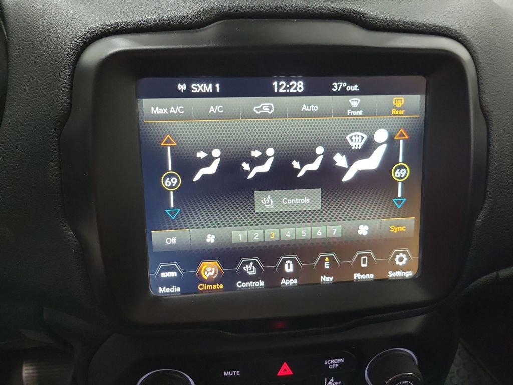 Used 2023 Jeep Renegade Limited w/ Limited Elite Group image 33