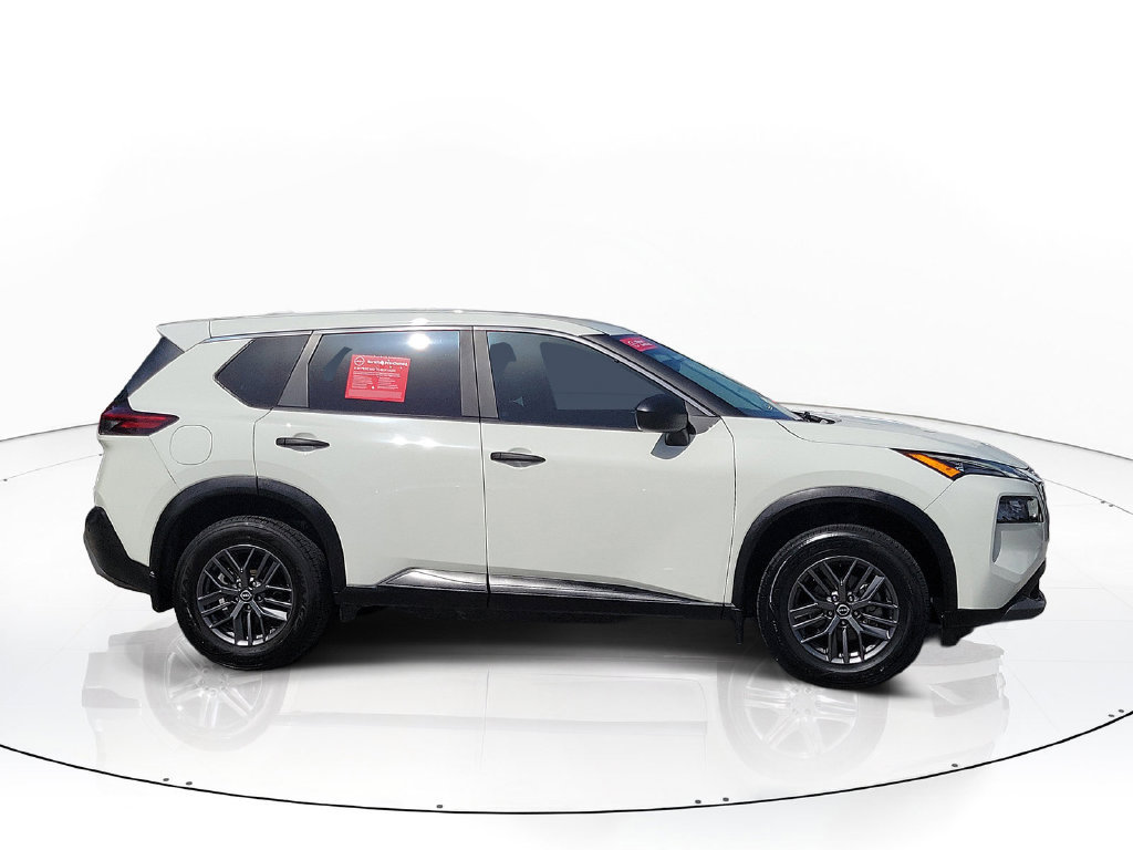 Certified 2023 Nissan Rogue S FWD image 6