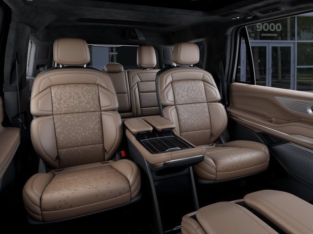 New 2027 Lincoln Navigator Black Label RWD image 11