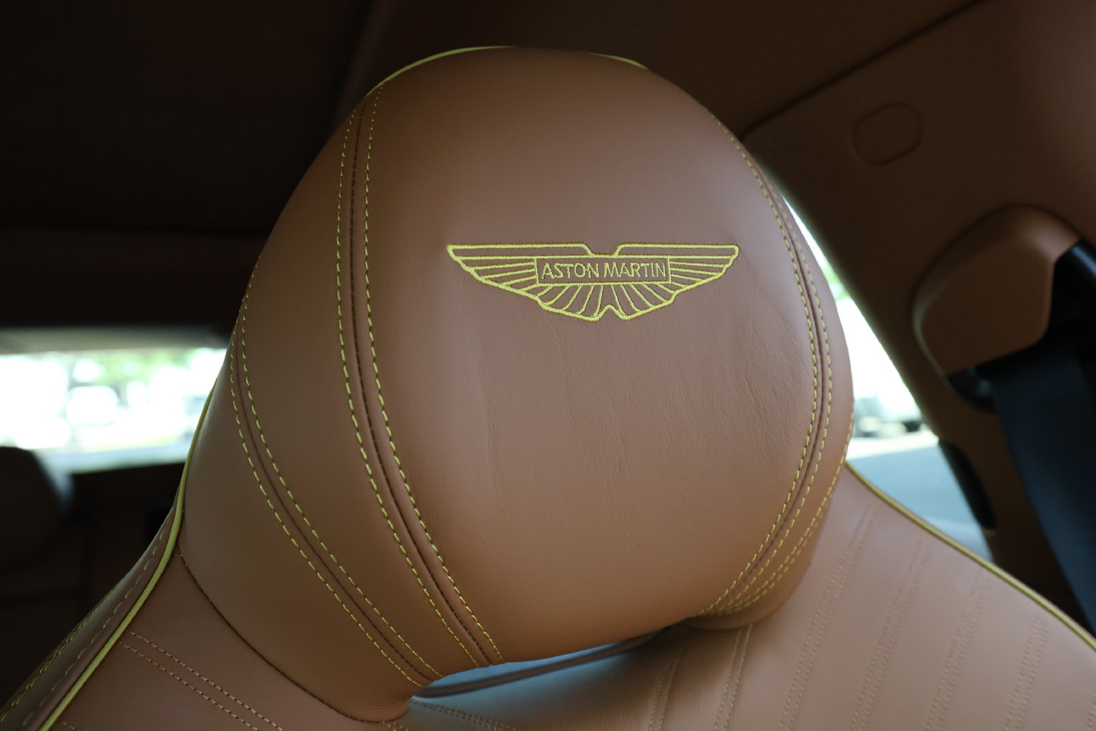 Used 2025 Aston Martin DBX 707 AWD/4WD image 30