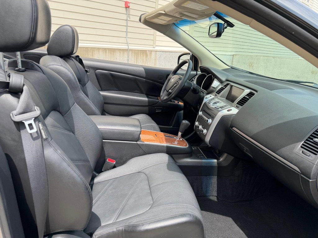 Used 2014 Nissan Murano CrossCabriolet w/ Navigation Package AWD/4WD image 26