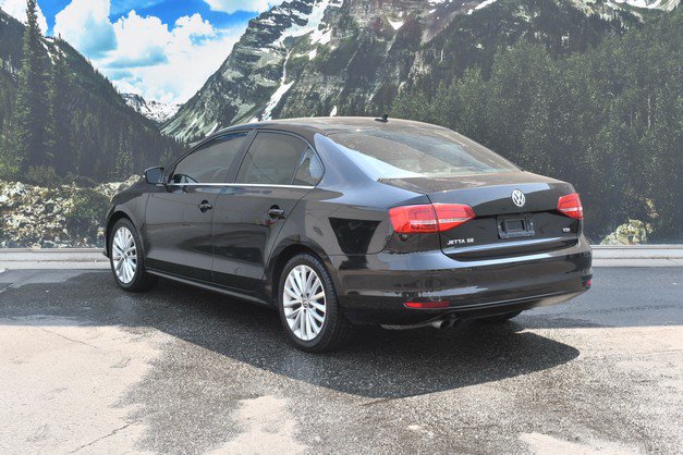 Used 2015 Volkswagen Jetta SE FWD image 9