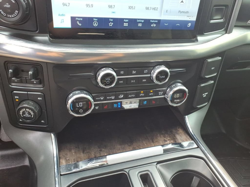 Used 2021 Ford F150 Lariat w/ Equipment Group 502A High AWD/4WD image 20
