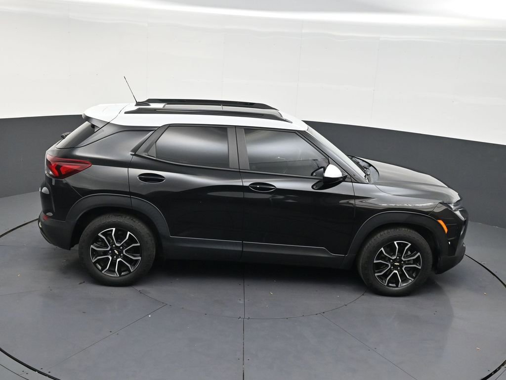 Used 2023 Chevrolet TrailBlazer ACTIV w/ Sun and Liftgate Package image 18
