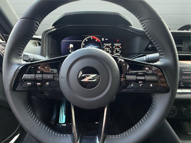 Used 2025 Nissan Z Sport w/ Floor Mat Package RWD image 14