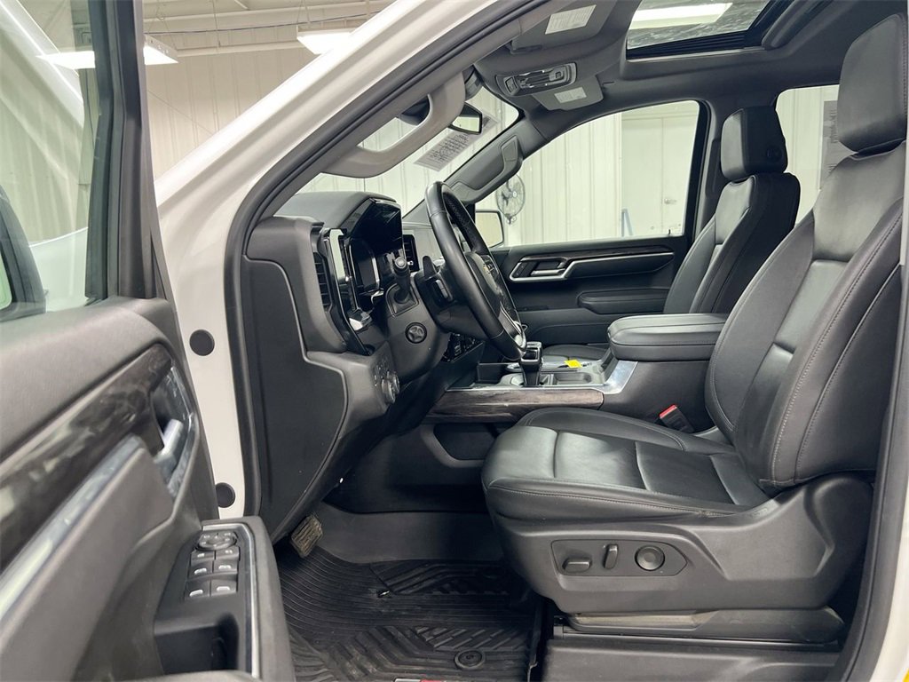 Certified 2025 Chevrolet Silverado 1500 LTZ w/ LTZ Premium Package image 21