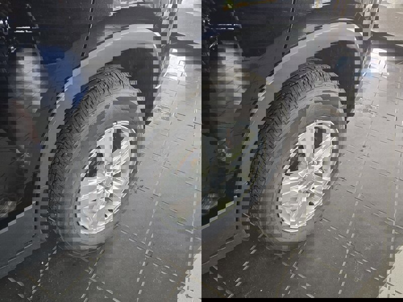 Used 2019 Chevrolet Trax LT w/ LT Convenience Package image 32