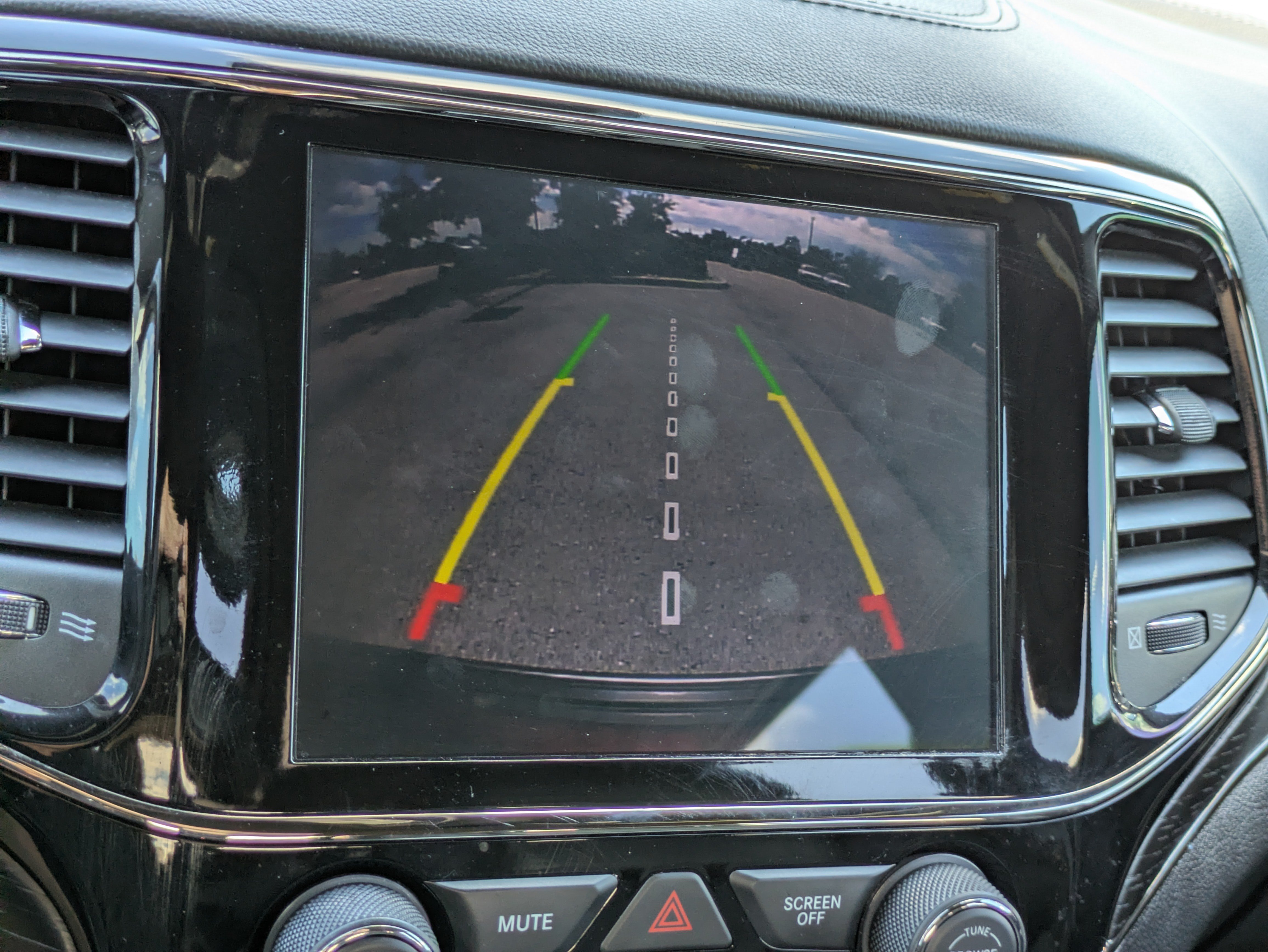 Used 2019 Jeep Grand Cherokee High Altitude RWD image 22