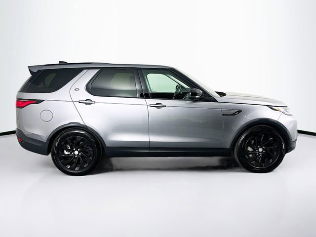 Used 2024 Land Rover Discovery S image 4