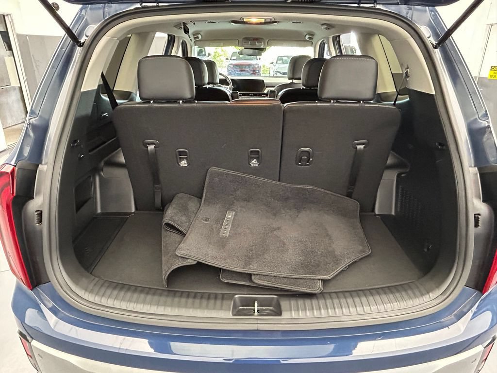 Used 2024 Kia Telluride S FWD image 43