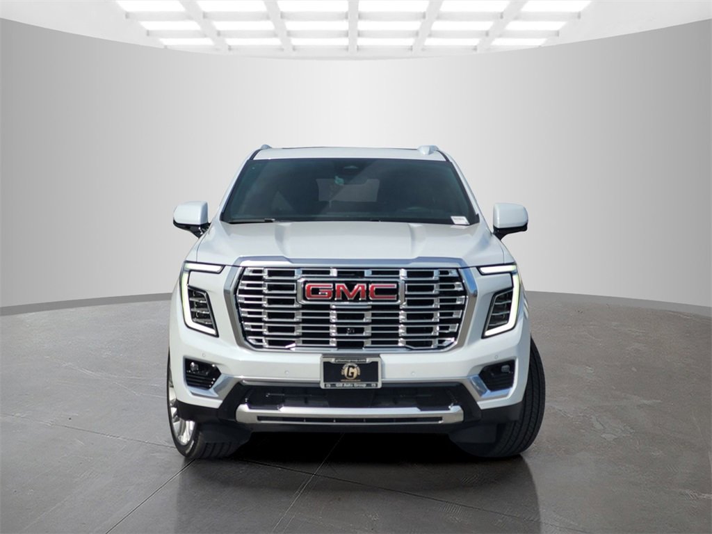 New 2026 GMC Yukon XL Denali w/ Denali Reserve Package image 2