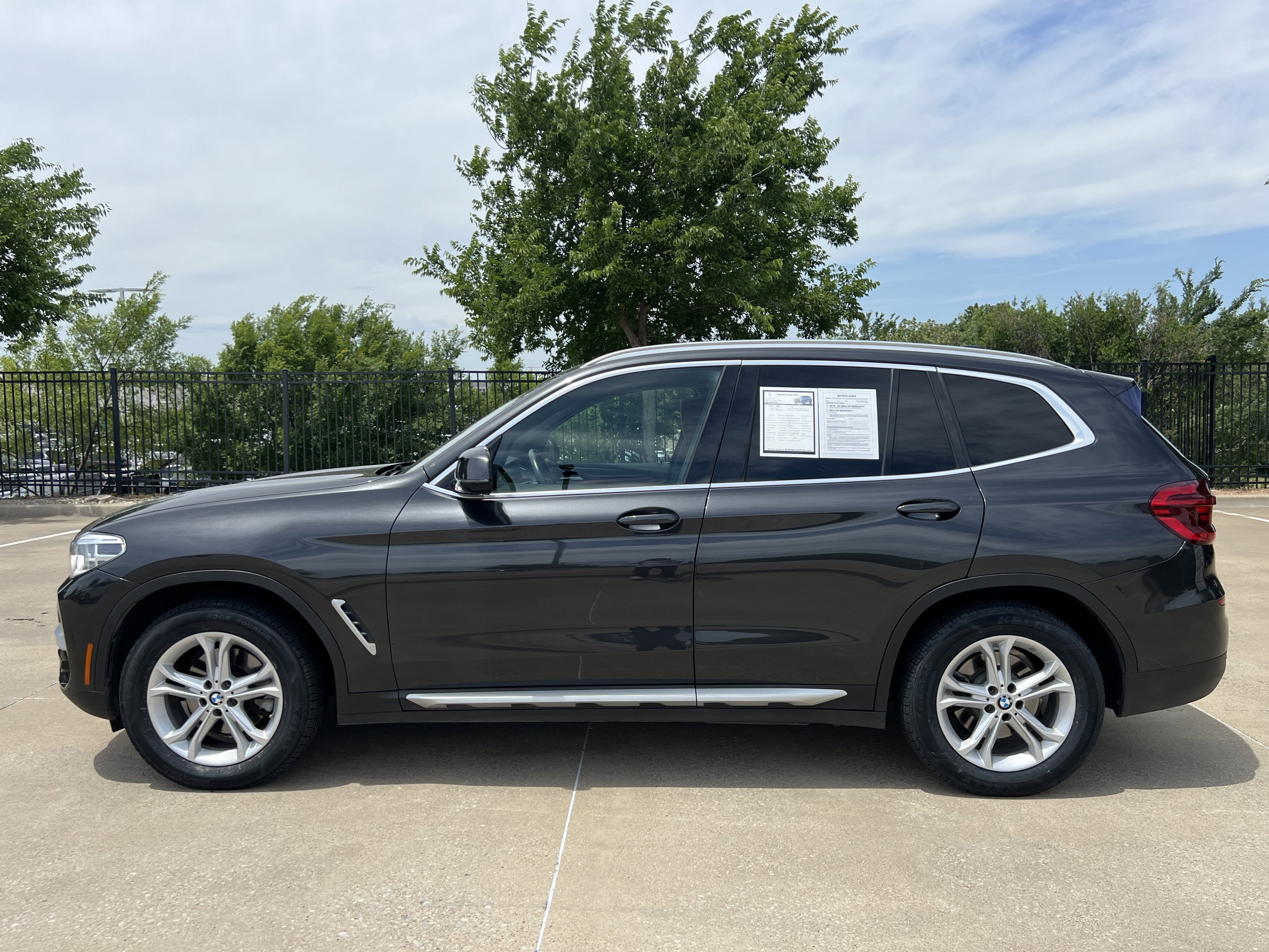Used 2021 BMW X3 xDrive30i w/ Convenience Package AWD/4WD image 4