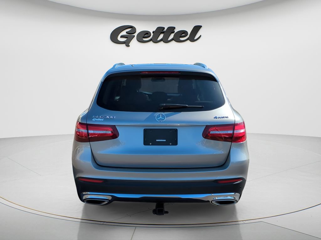 Used 2019 Mercedes-Benz GLC 300 4MATIC image 5