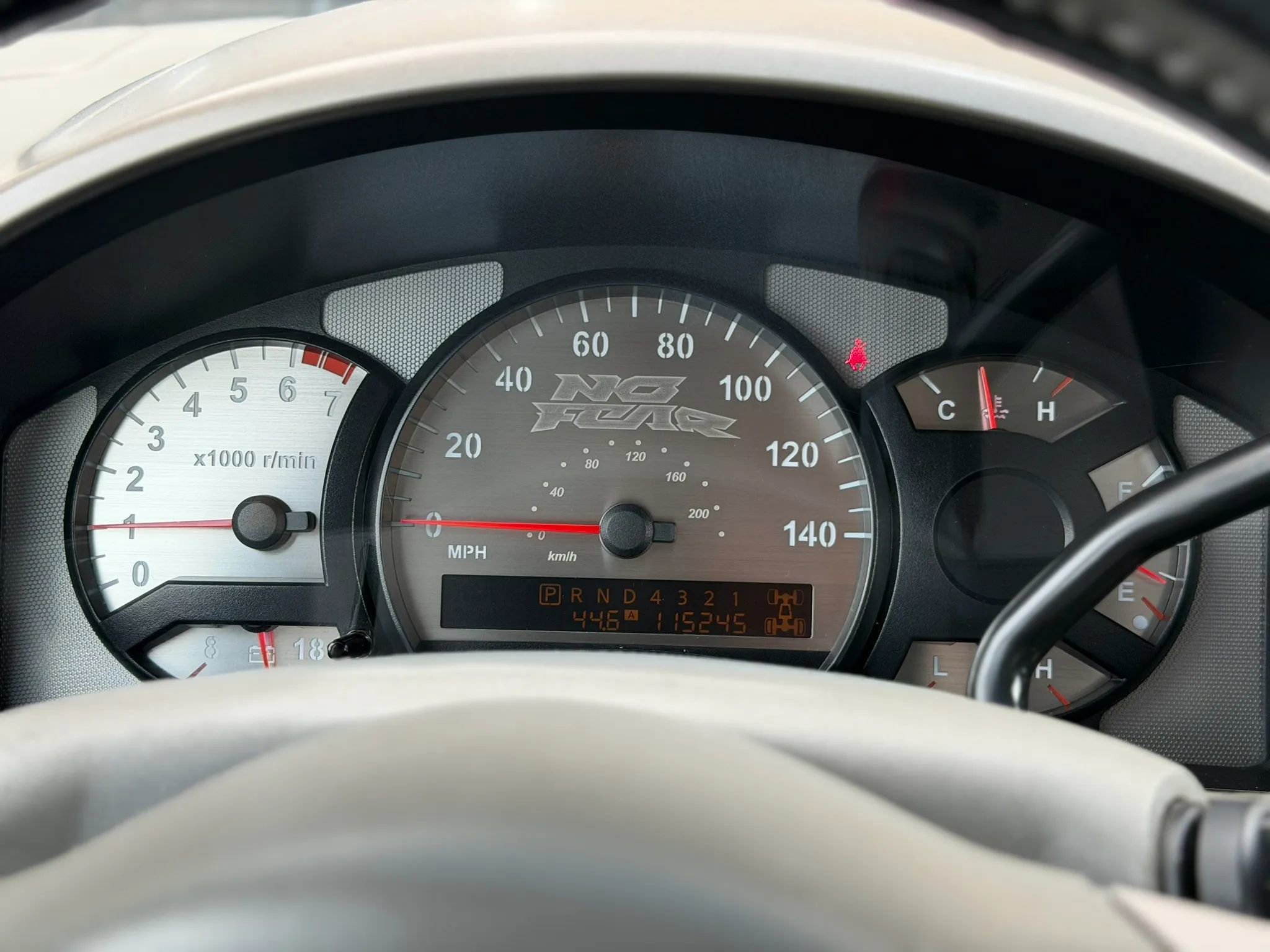 Used 2006 Nissan Titan SE AWD/4WD image 29