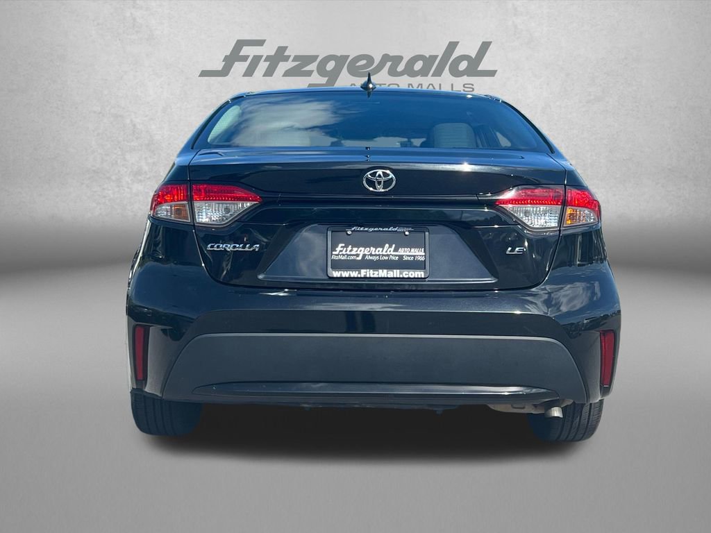 Used 2021 Toyota Corolla LE FWD image 6