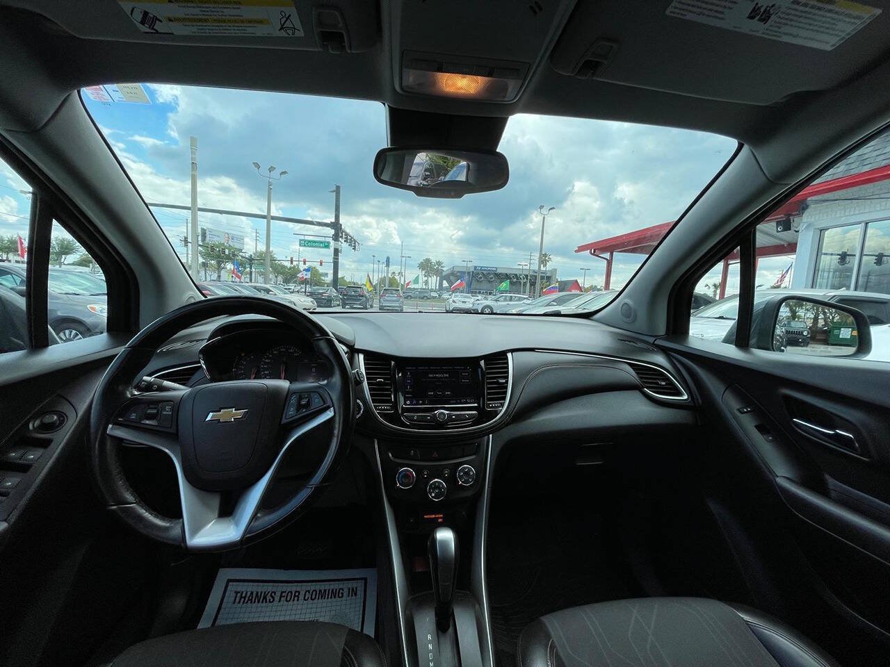 Used 2018 Chevrolet Trax LT w/ LT Convenience Package FWD image 11