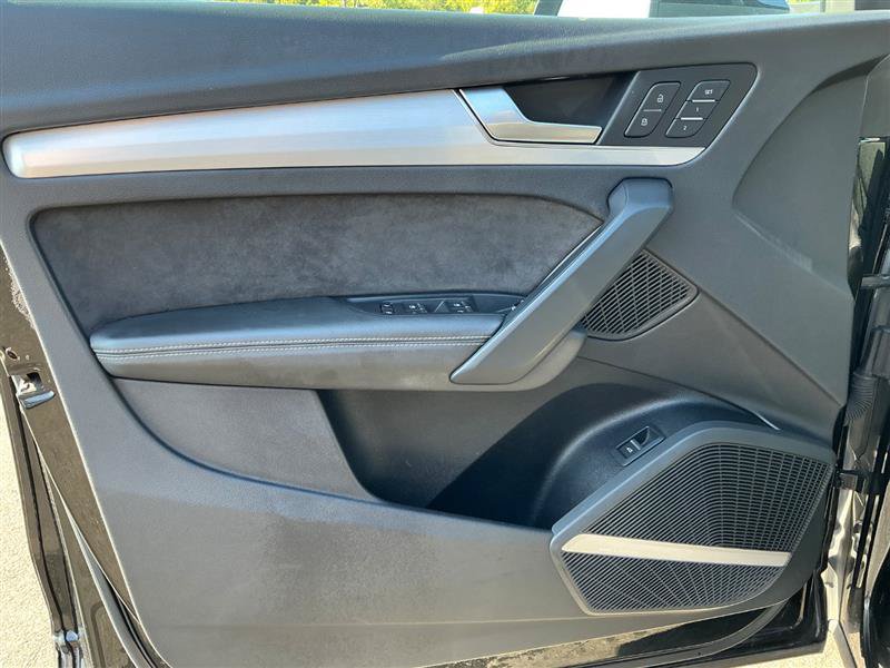 Used 2019 Audi SQ5 Prestige w/ Prestige Package AWD/4WD image 21