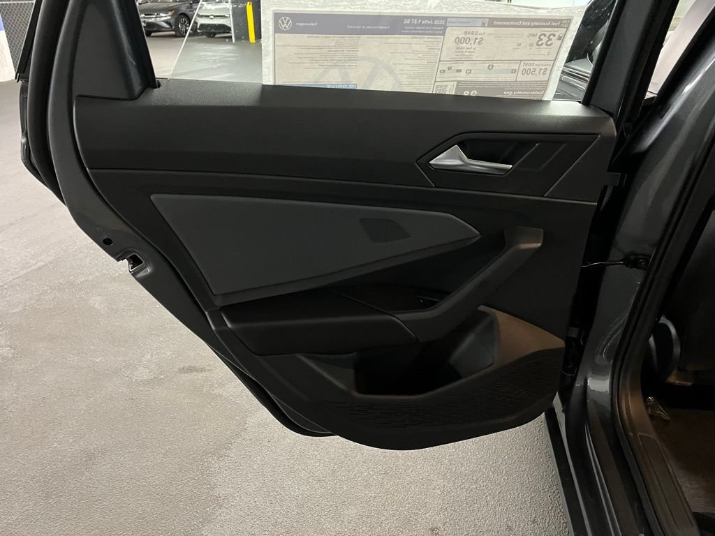 New 2026 Volkswagen Jetta SE FWD image 20