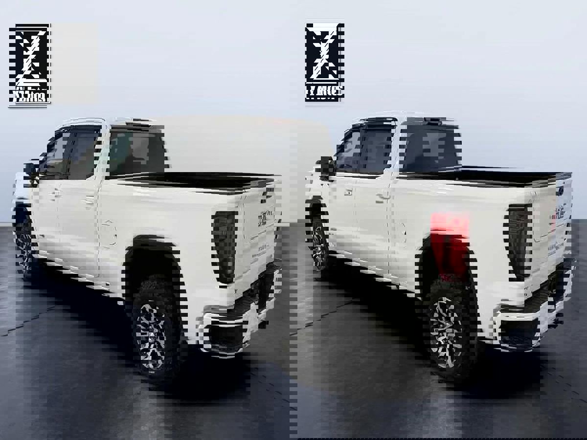 Used 2023 GMC Sierra 1500 AT4 image 4