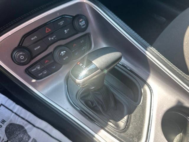 Used 2022 Dodge Challenger GT AWD/4WD image 25