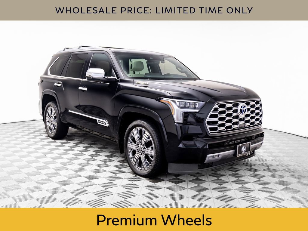 Used 2024 Toyota Sequoia Capstone image 7