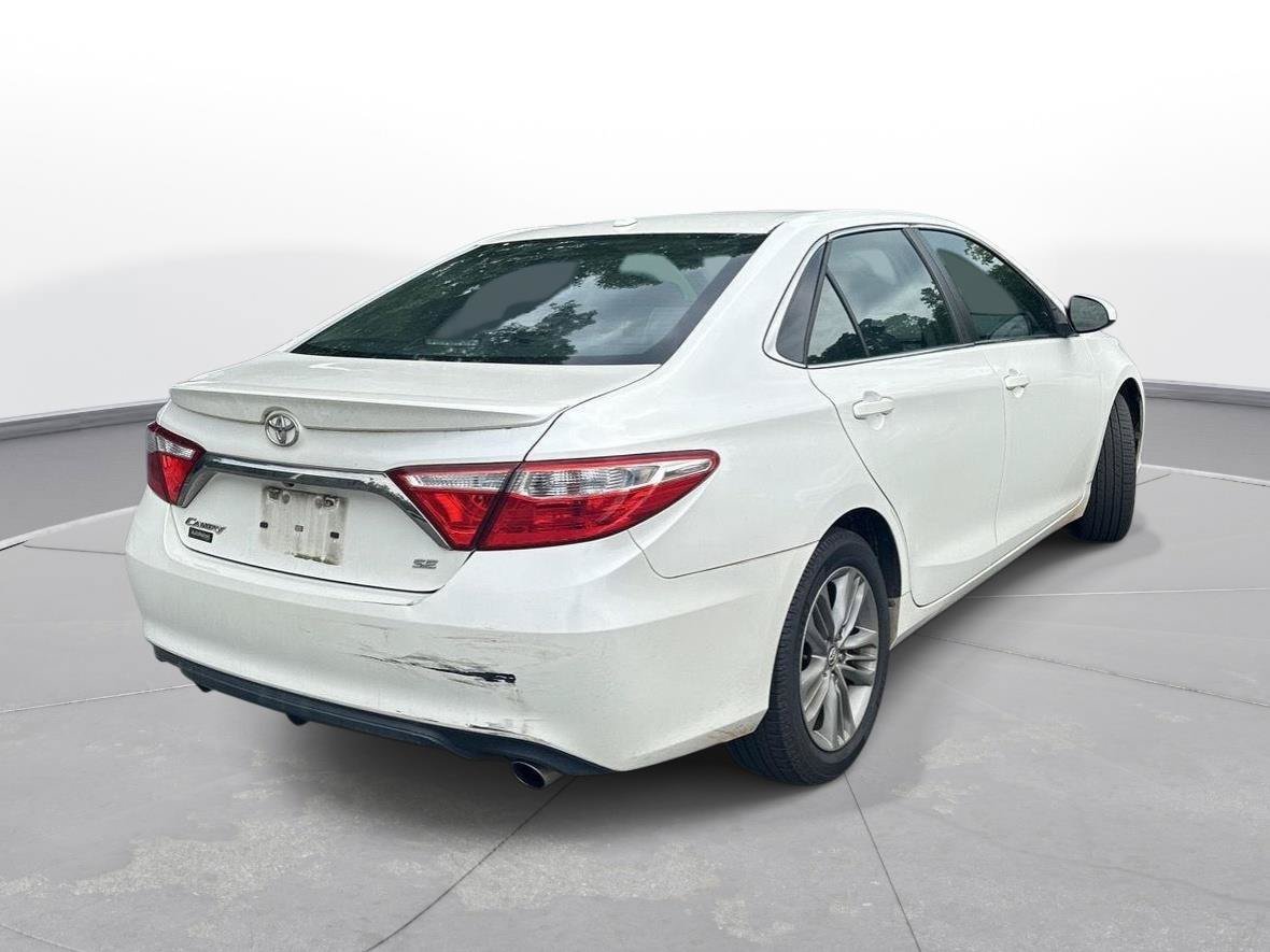 Used 2016 Toyota Camry SE FWD image 6