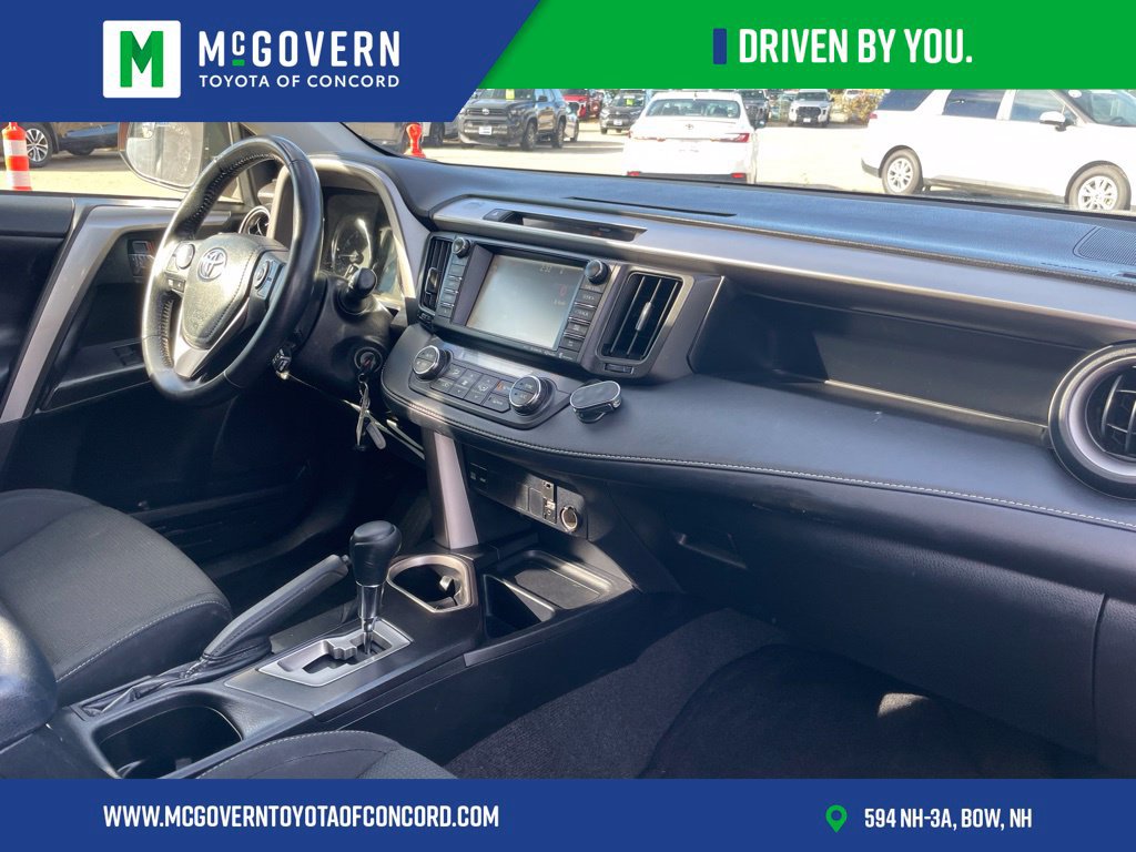 Used 2016 Toyota RAV4 XLE AWD/4WD image 24