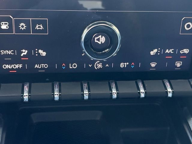 Used 2025 GMC Acadia Elevation w/ Elevation Premium Package FWD image 5
