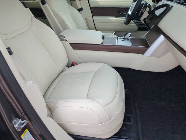 New 2026 Land Rover Range Rover SE AWD/4WD image 18